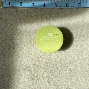 Clinique “Crushed Candy” Glow Crazy Highlighter